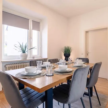 Laacher-loft Lejlighed